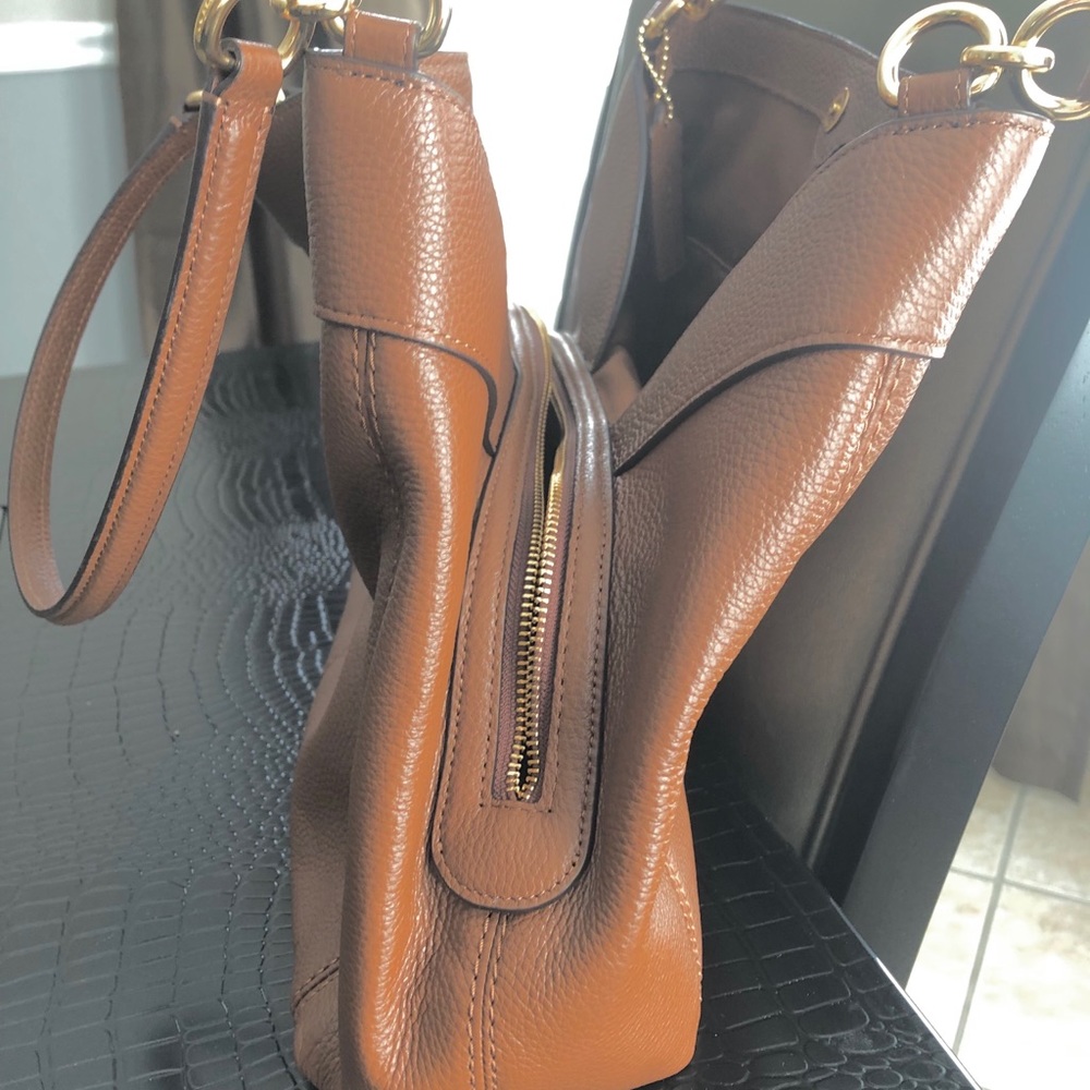 Coach Large Lexington Shoulder Bag - Picture 4 of 6